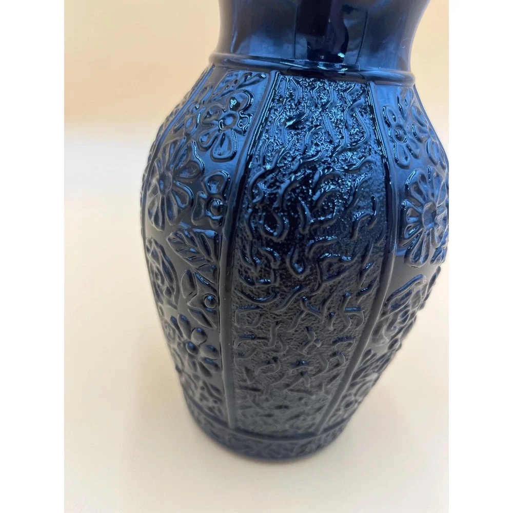 LE Smith Black Amethyst Glass Vase: Embossed Floral Design